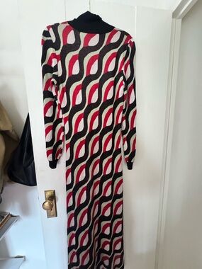RIXO Long Sleeve Wave-Print Maxi Dress in Black, Red & Cream (S)